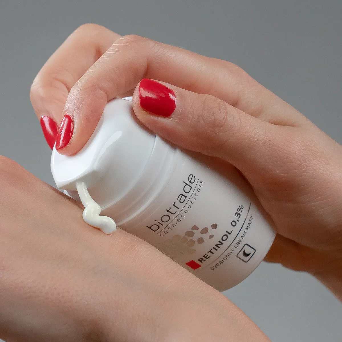 Biotrade нощна крем-маска за лице с ретинол 0.3%, 50 мл - Image 4